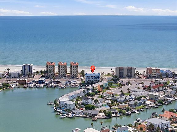 3rd image of 13655 GULF BOULEVARD #401