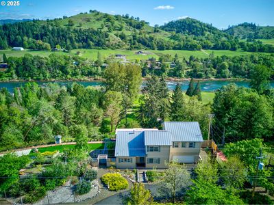 14115 N Bank Rd, Roseburg, OR, 97470