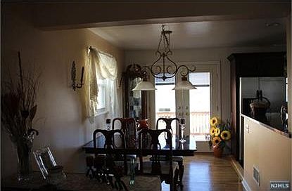 3rd image of 728 Stuyvesant Ave