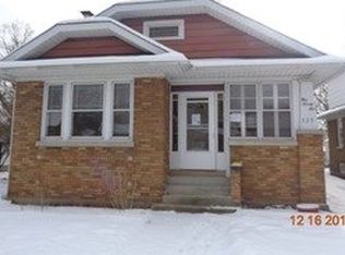 525 Morgan St, Elgin, IL 60123