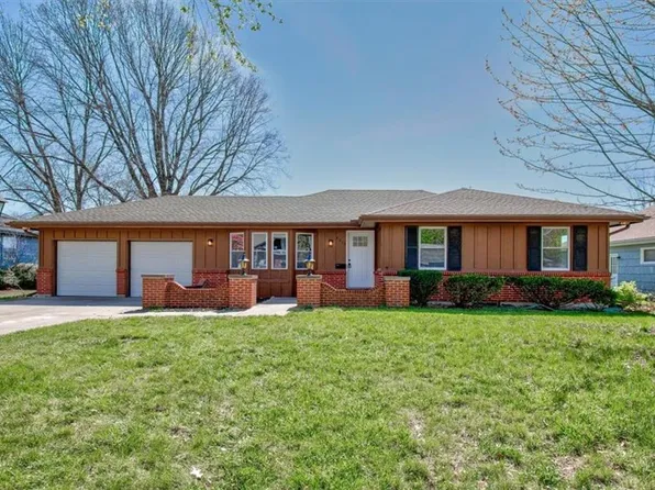 8219 Willow Way, Raytown, MO 64138