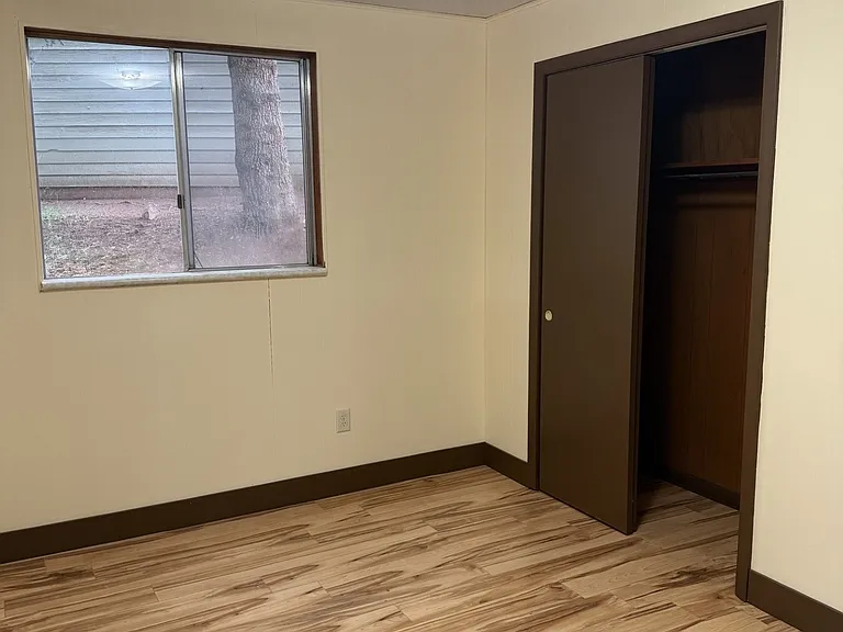 904 W Lorraine Ave — Photo 27