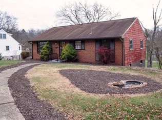 145 Fairlane Dr, Industry, PA
