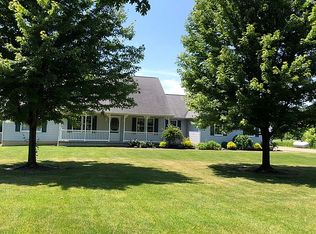 16366 Island Rd, Grafton, OH 44044