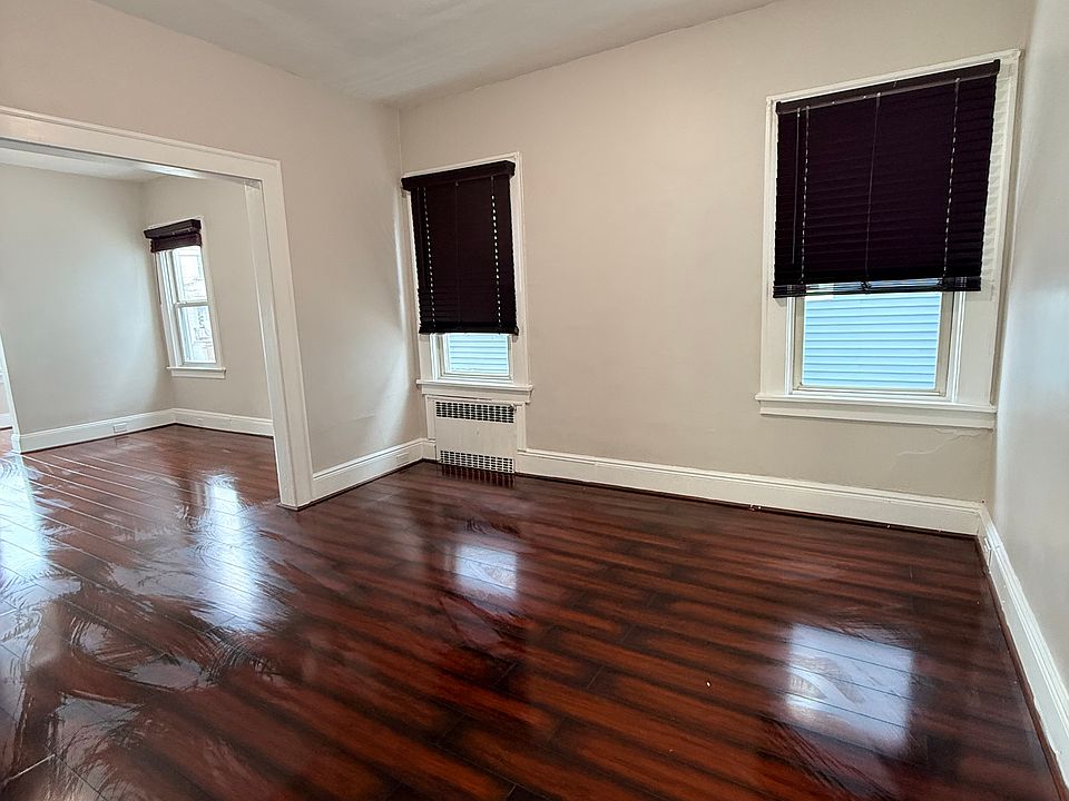 1st image of 200 N 15th St #1