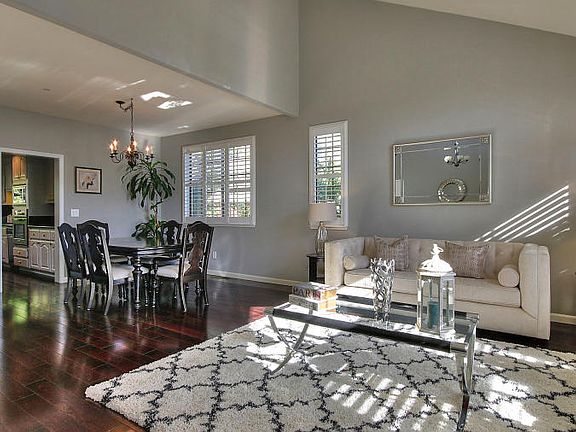 4th image of 48968 Tulare Dr