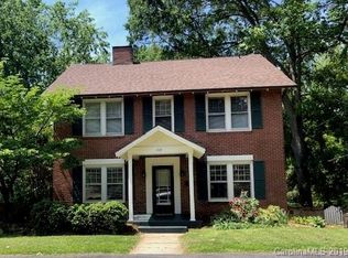 102 S Anderson St, Morganton, NC 28655