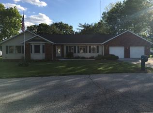 2567 E Appaloosa Dr, Vincennes, IN 47591