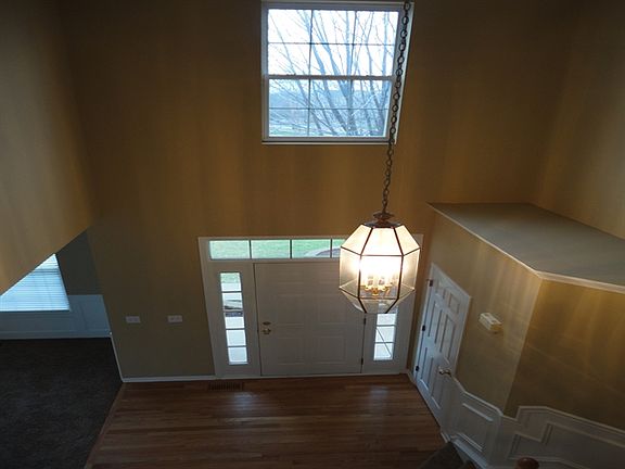 2nd image of 58 Leadville Ln