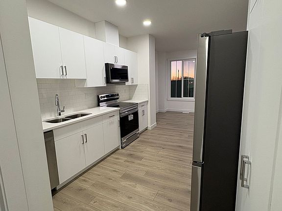 4th image of 7110 Keswick Dr SW #23