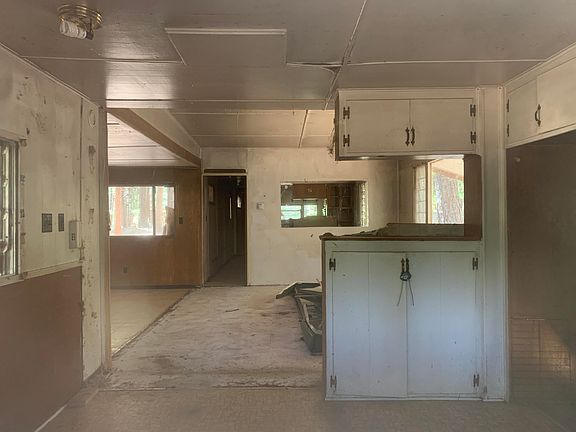 3rd image of 30607 Thumper Dr