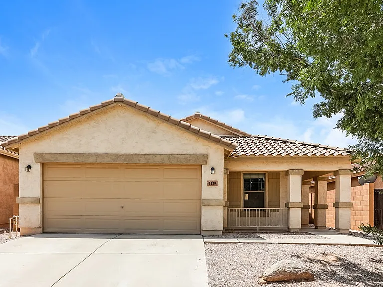 3129 W Dancer Ln — Photo 1