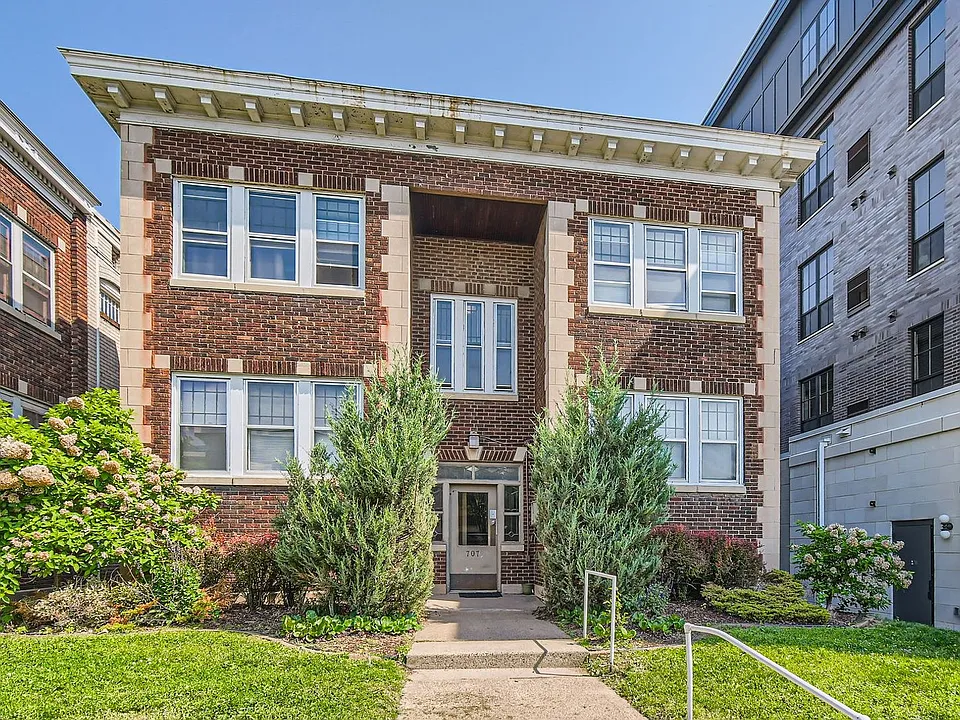 707 Grand Ave