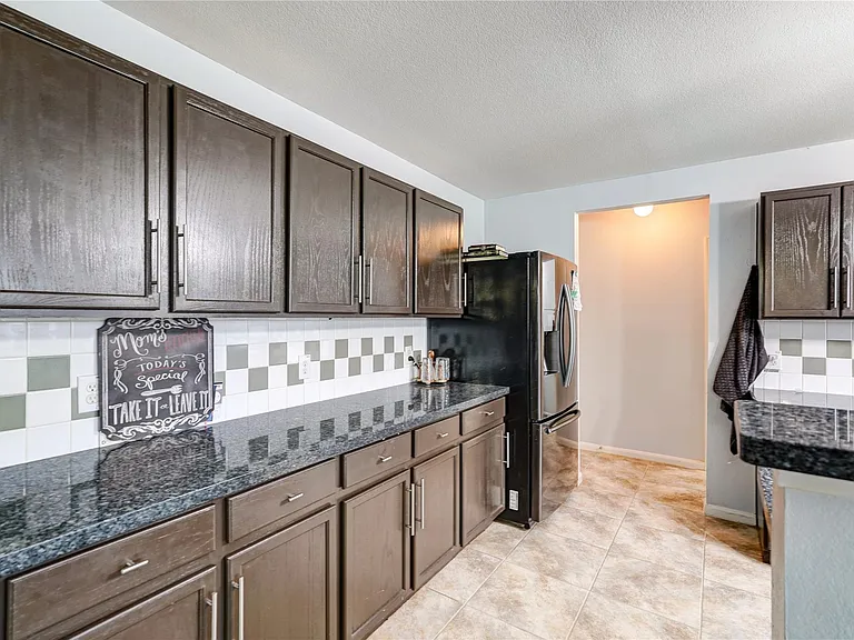21030 Kenna Cove Ln — Photo 19