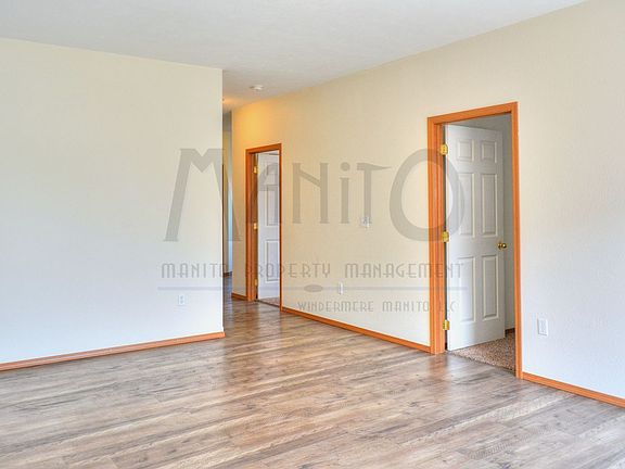 5th image of 813-815 S Russell St #813