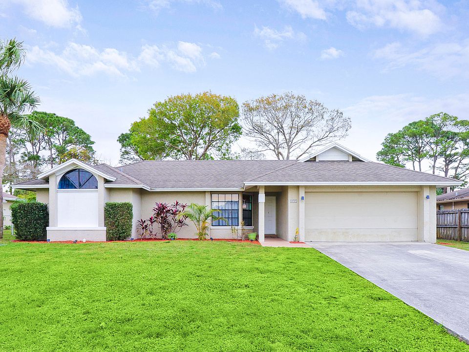 1st image of 855 SE Polynesian Avenue