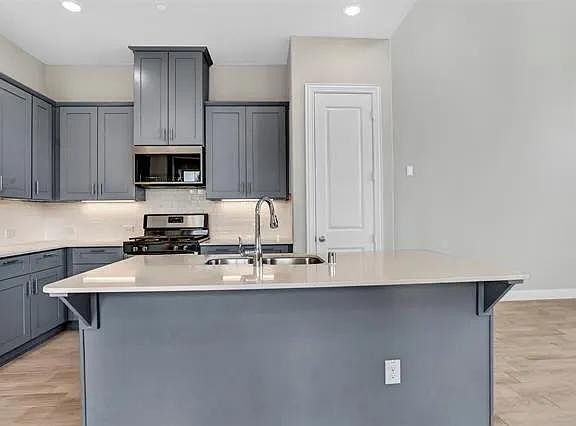 2nd image of 4111 Wetstone Ln