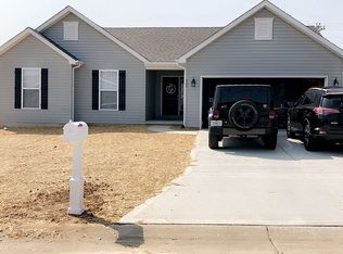 305 Spring Valley Dr, Winfield, MO 63389