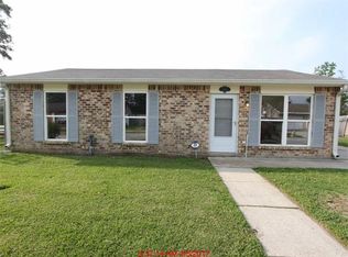 2545 Kirkwood Dr, Marrero, LA 70072