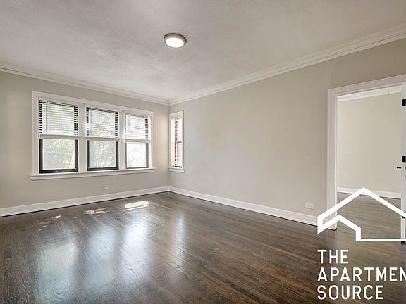4th image of 3150 W Sunnyside Ave APT 2F