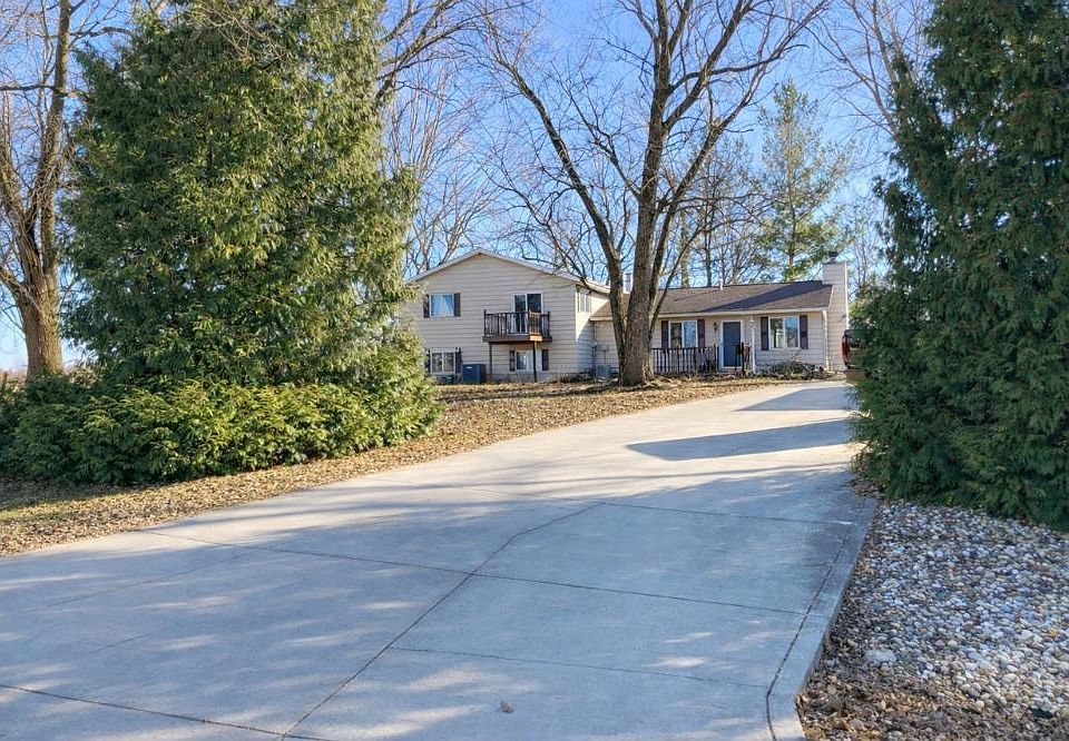 1st image of 602 N 29th Rd