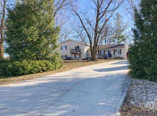 602 N 29th Rd, La Salle, IL 61301
