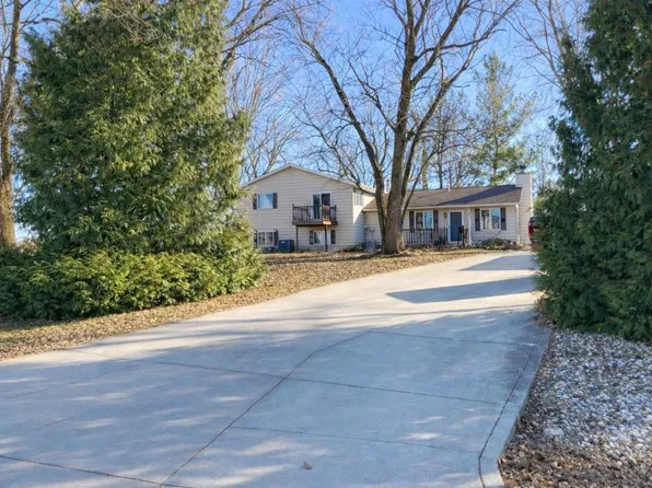 602 N 29th Rd, La Salle, IL 61301