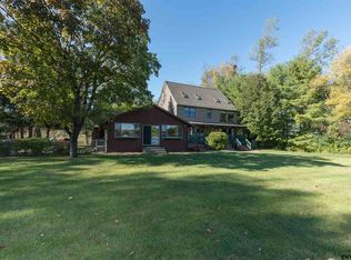 15 Lakeshore Ave, Ballston Lake, NY 12019