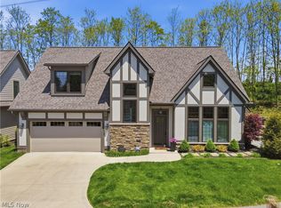39549 Tudor Dr, Kirtland, OH 44094