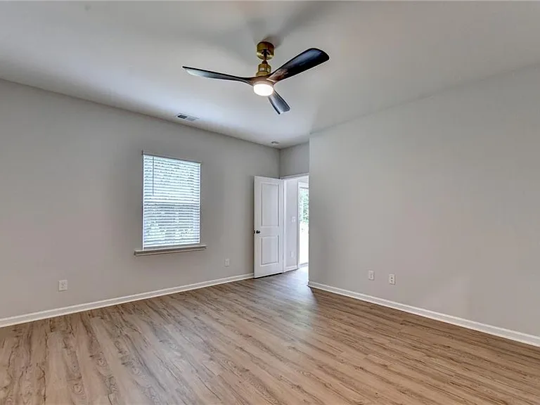 175 Grey Falcon Ave — Photo 12