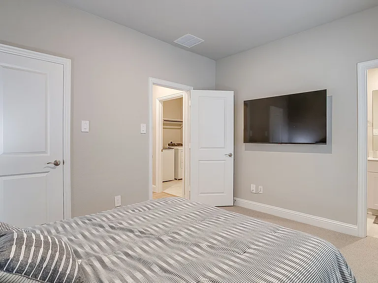6436 Bronco Rd — Photo 15