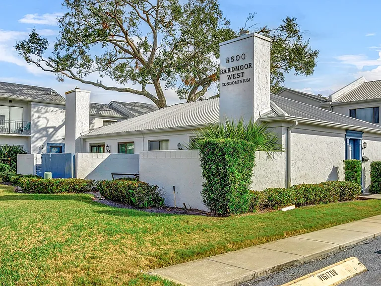8800 Bardmoor Blvd #12 — Photo 34