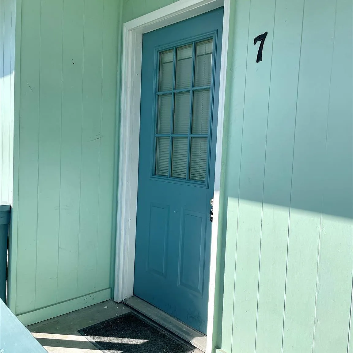1 bed, 1.0 bath, 635 sqft, $895 — Photo 1