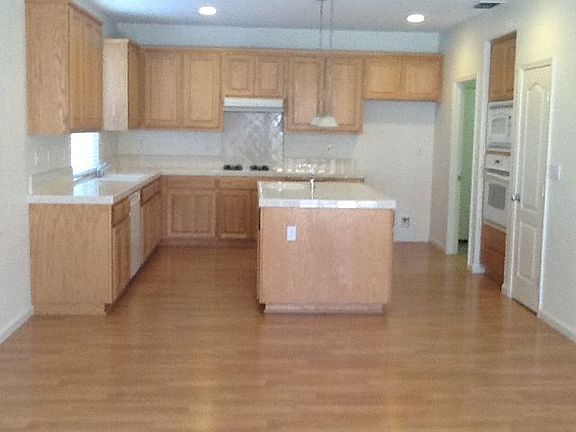5th image of 5311 Hennessey Dr