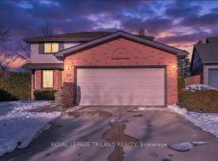30 Sloane Cres, London, ON N6E 3A5