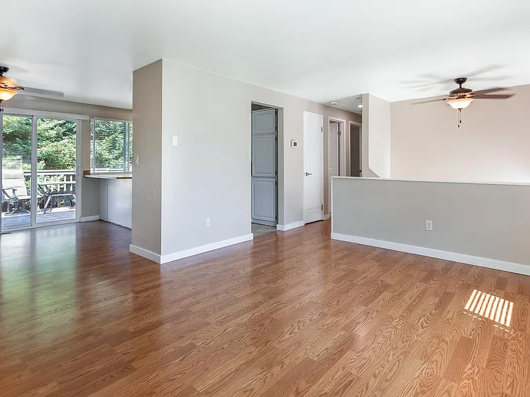 623 Harvest Rd — Photo 12