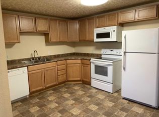 216 McComb Ave, Cheyenne, WY 82007