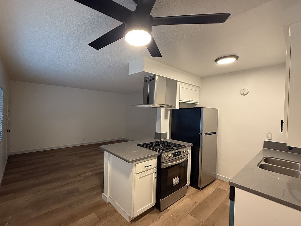 1st image of 1135 Martin Luther King Jr Ave APT 15