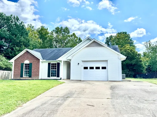 1038 Thorncrest Dr, Fletcher, NC 28732