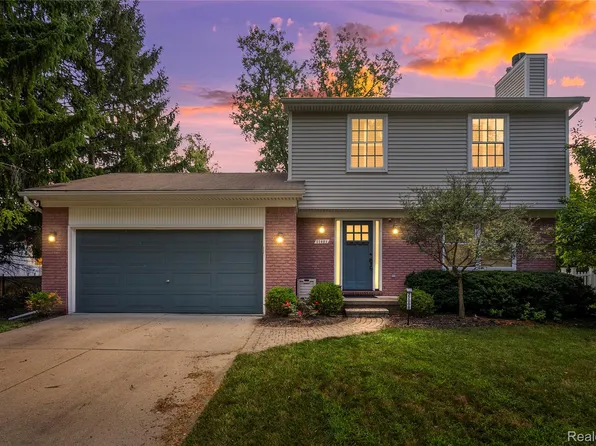 22008 Middlebelt Rd, Farmington Hills, MI 48336