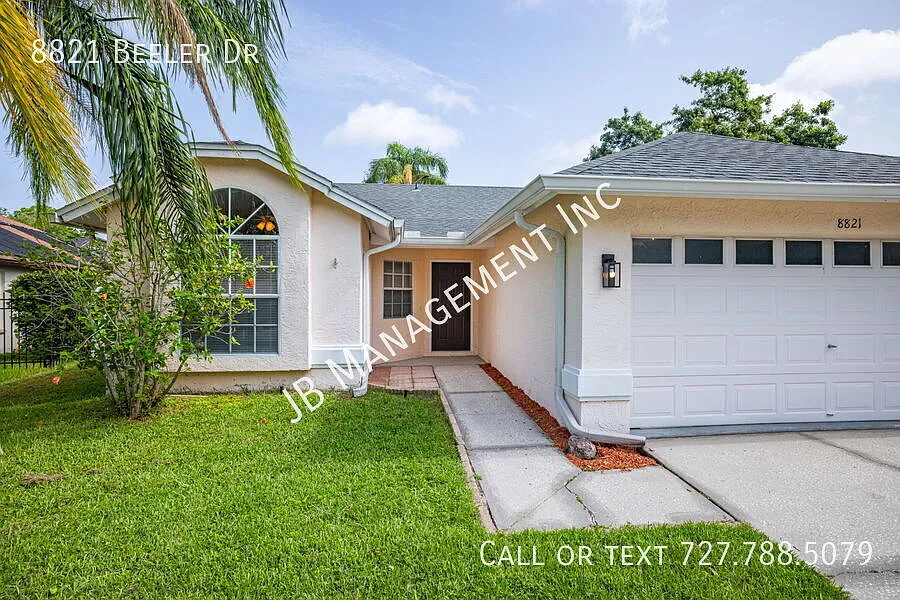 Available Now!! Stunning 3-Bed 2-Bath Home — Photo 3