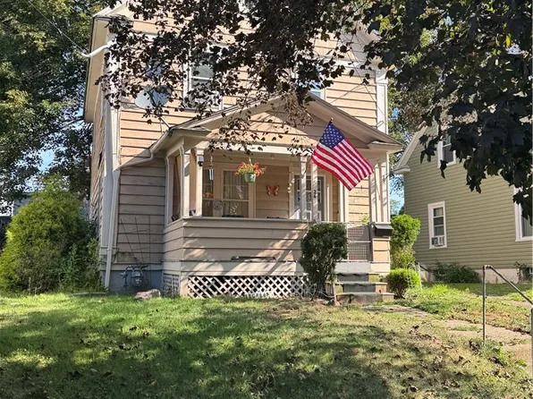 26 Adams St, Jamestown, NY 14701