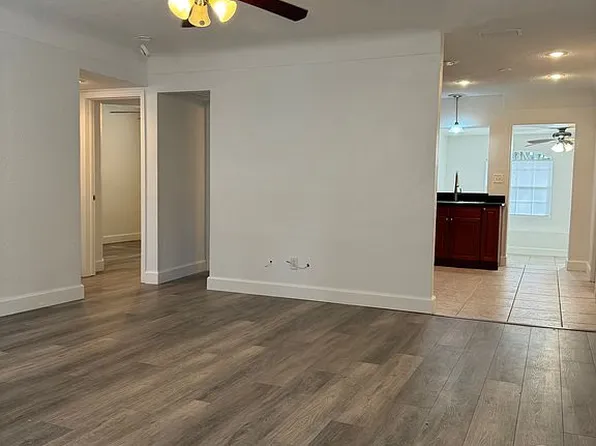 1742 Michigan Ave NE, Saint Petersburg, FL 33703