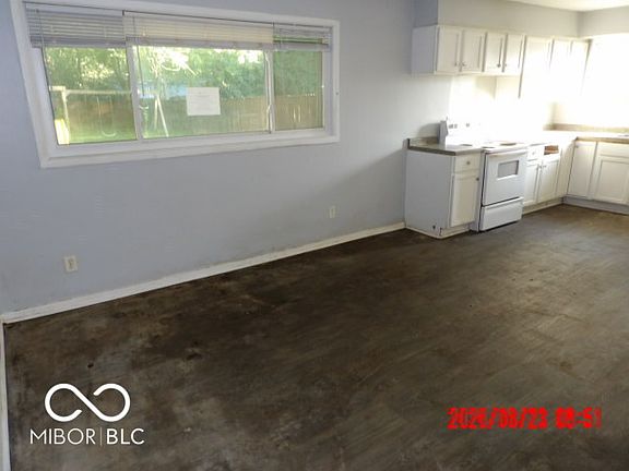 3rd image of 8140 E 37th St