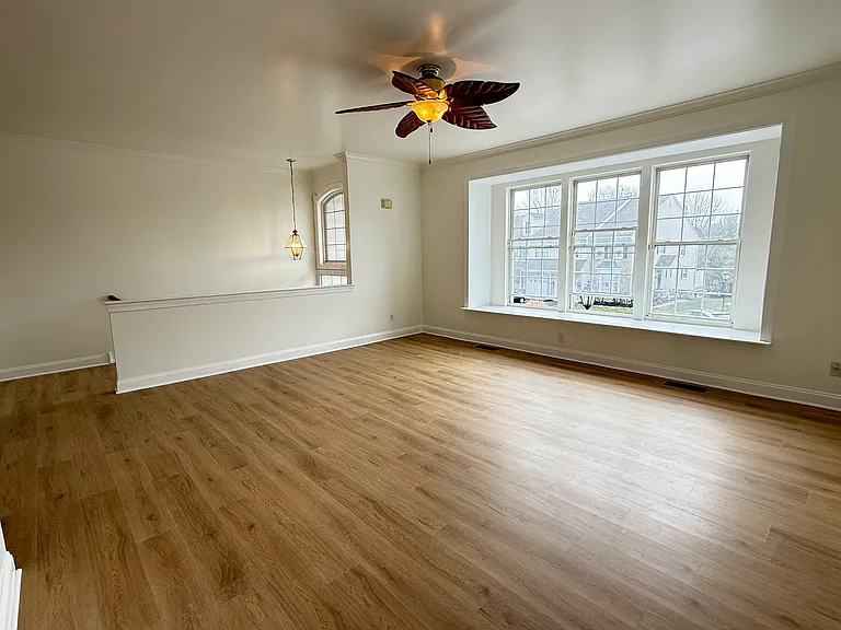 2745 Whittleby Ct — Photo 4