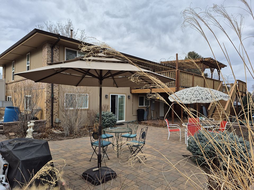 Patio area and private entrances to apartment