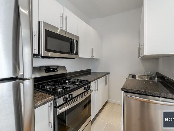 2nd image of 1969 Amsterdam Ave APT 29