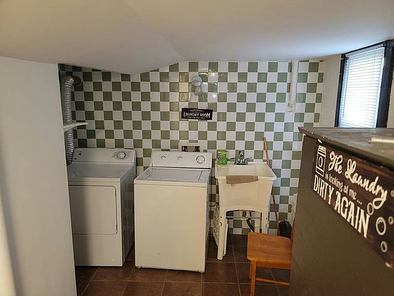 4th image of 426 S 1st Ave Floor 3