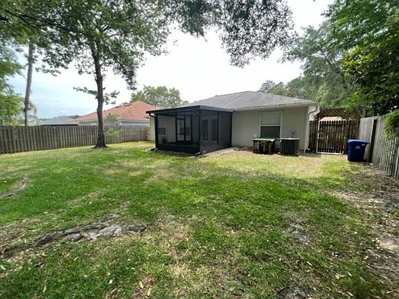 4th image of 164 Johns Glen Dr