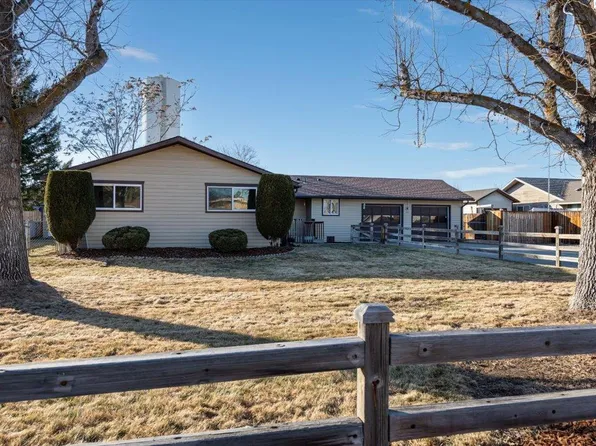 503 Linden St, Toppenish, WA 98948